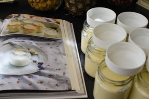 English and French to Spanish recipe translation services | Lavender and honey panna cotta from A Table for friends